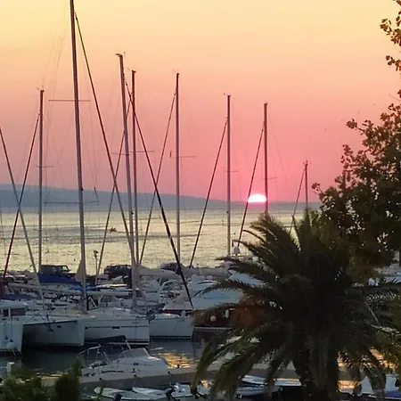 Lux Mare By The Sea & Appartement *