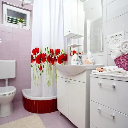 Apartment Lux Mare By The Sea &