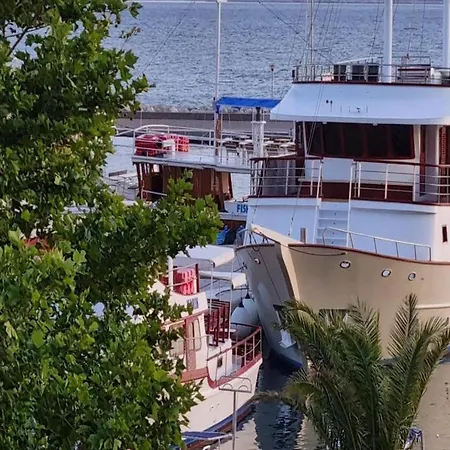 Lux Mare By The Sea & Appartement *